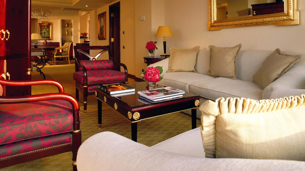 الفندق جراند نايل تاور - القاهرة